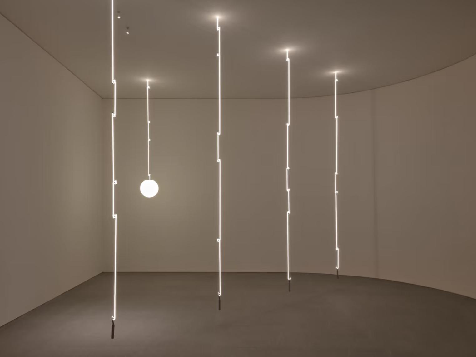 Vertical Line pendant light