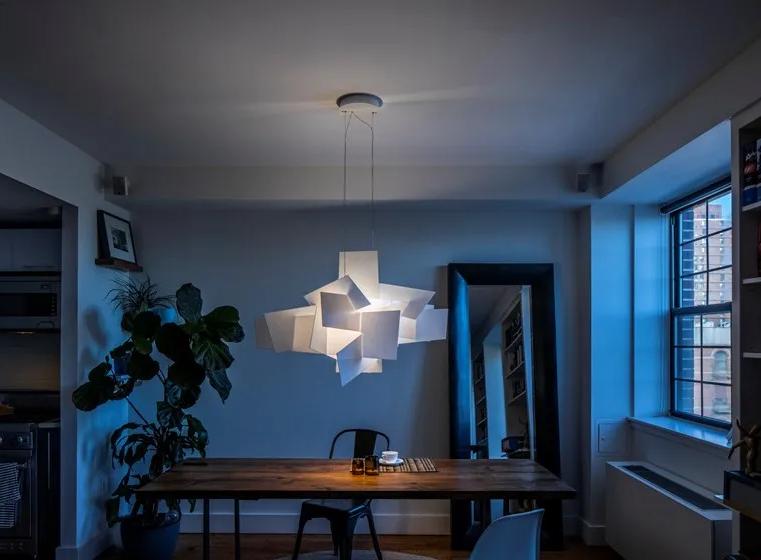 Angular Star pendant light
